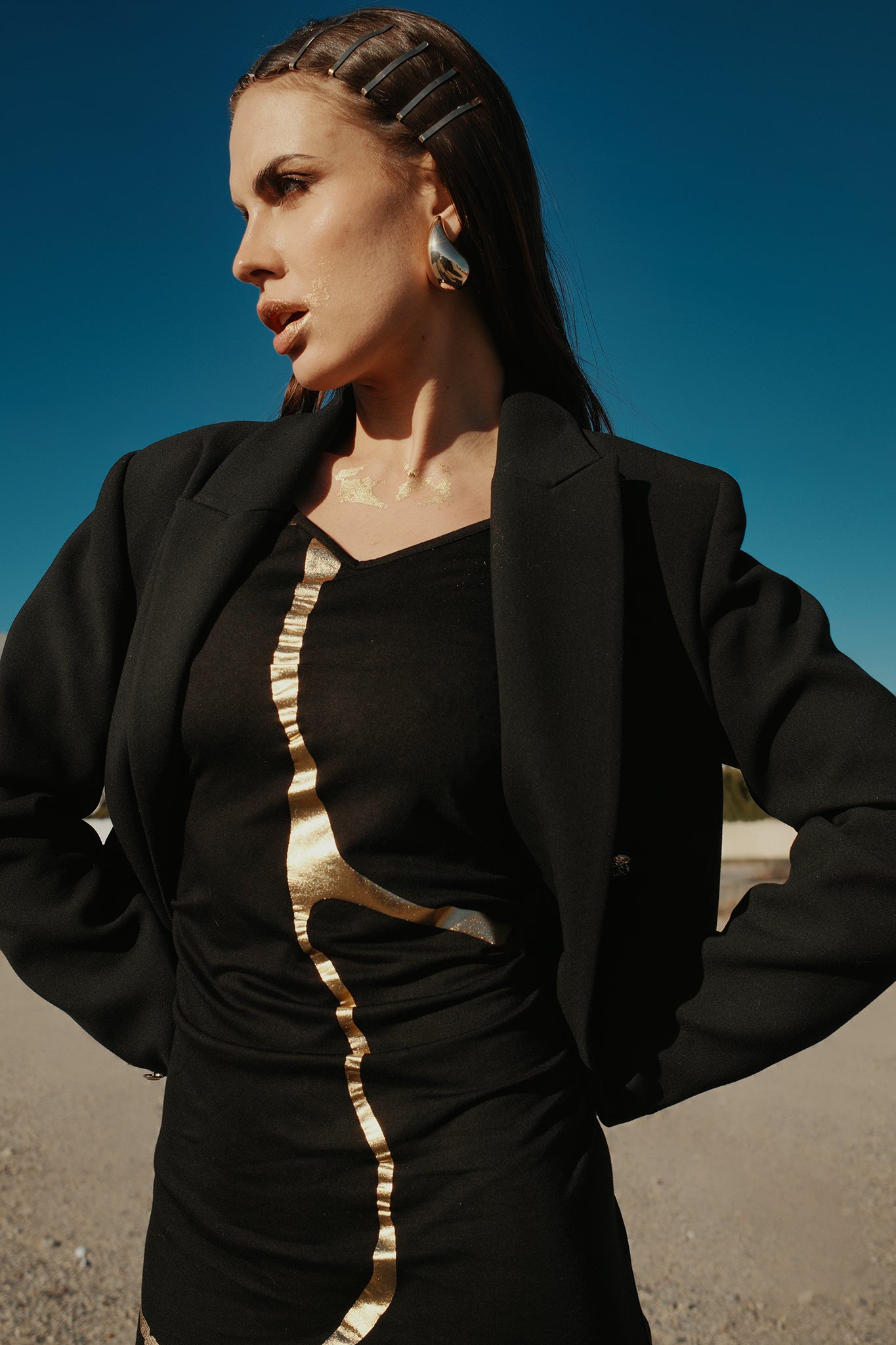 Black & Gold Kintsugi Sleeveless 3-Way Maxi