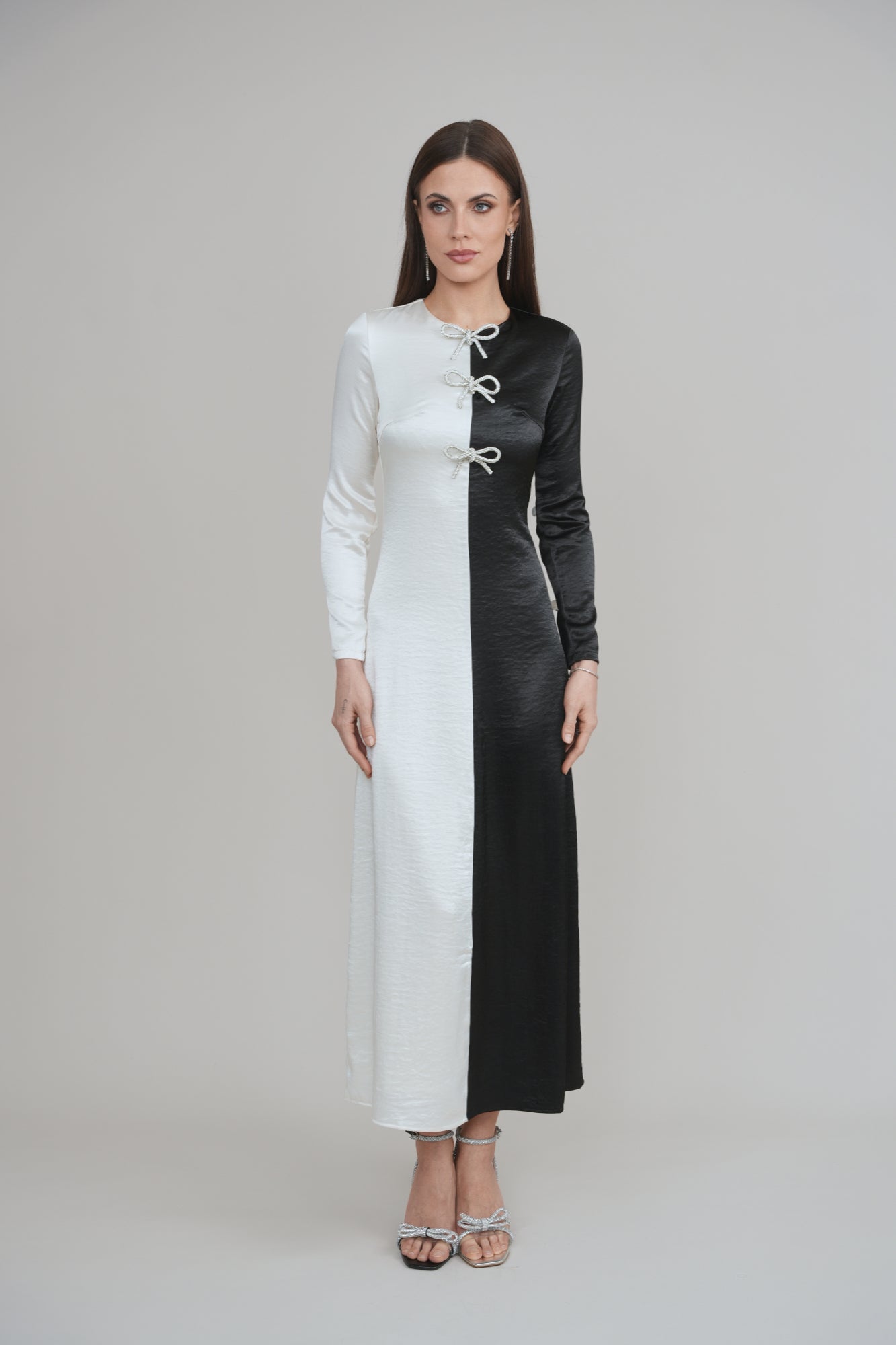 Noir & Blanc –The Duality Dress