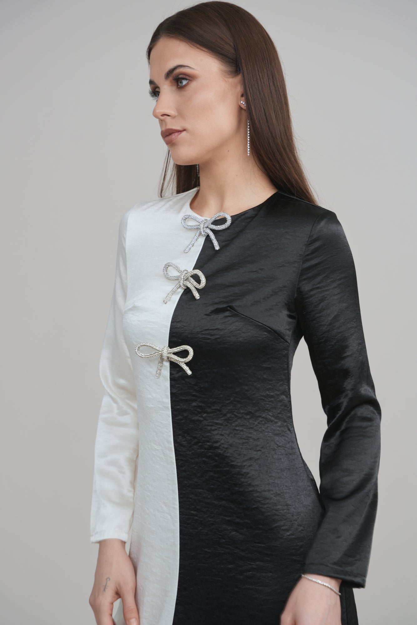 Noir & Blanc –The Duality Dress