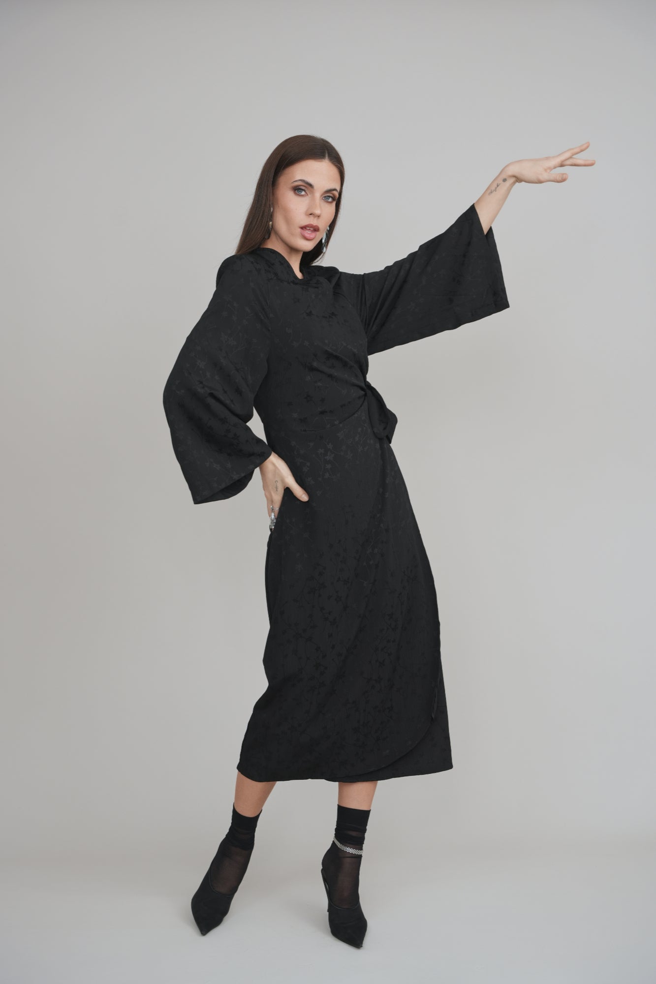 The Éclore Dress