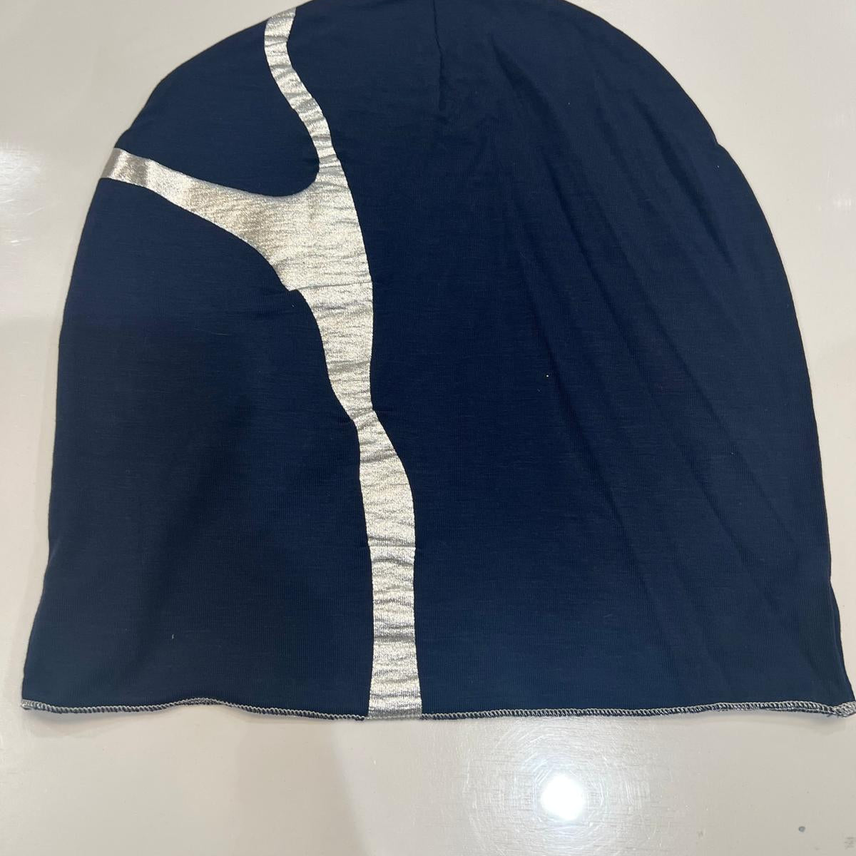Kintsugi Beanie in Navy and Silver
