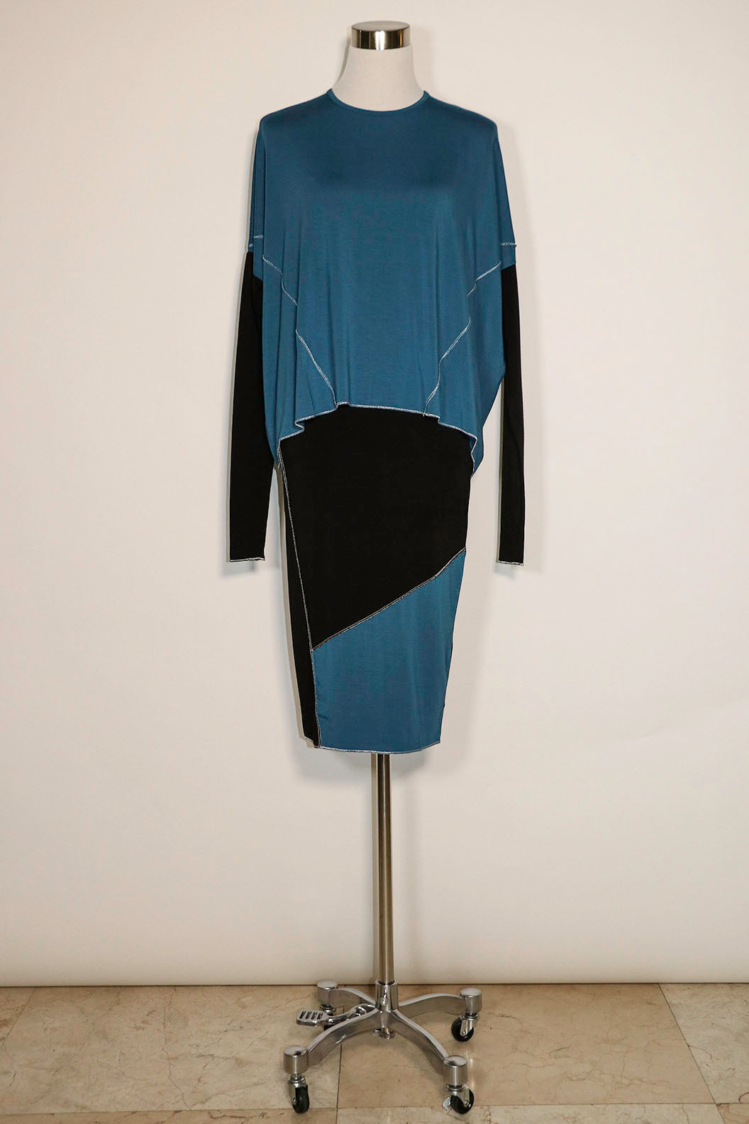 Hana Top- Black Silver Trim