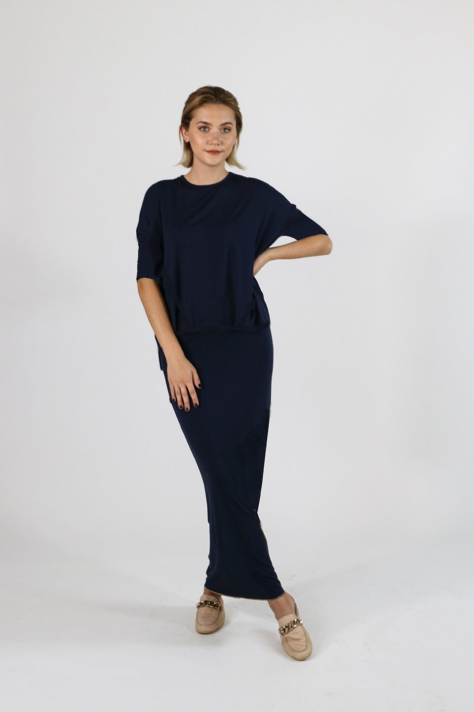 Sachie Skirt in Navy Solid